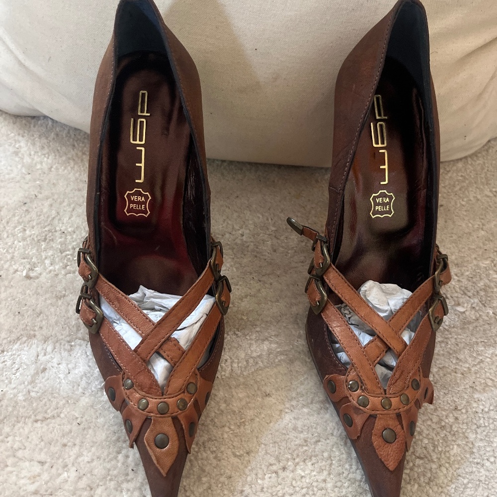 Brown leather upper heels all sales are final